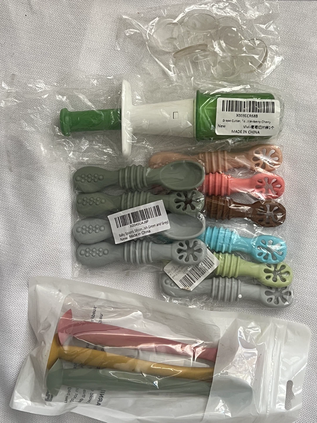 Baby Food Feeder Spoon Set and Fruit Nibbler -$15 for all - photo 2