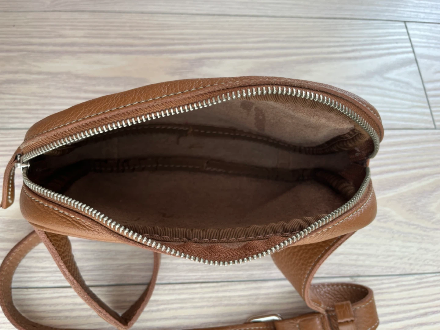 Roots Brown Leather Fanny Pack/Crossbody Bag - photo 5