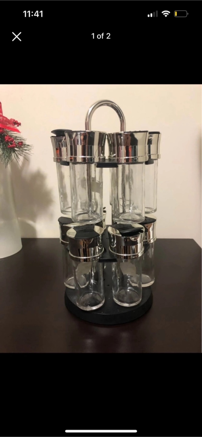 Rotating Spice Rack with 12 Jars