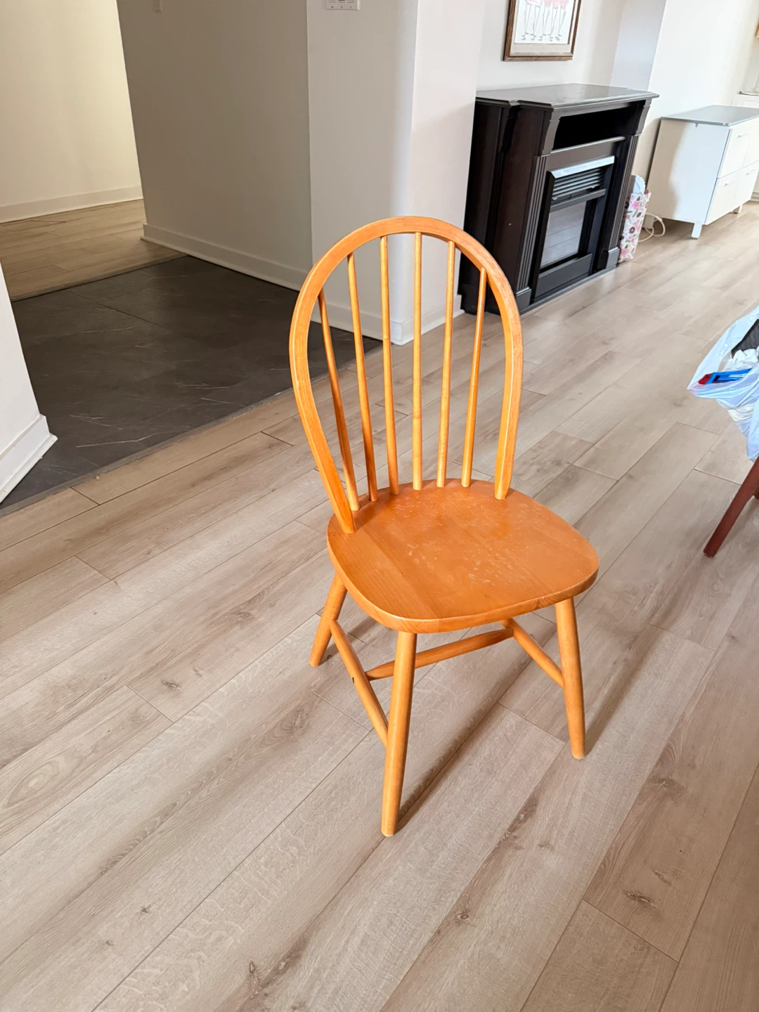 Extendable Wooden Dining Table with one chair - photo 4