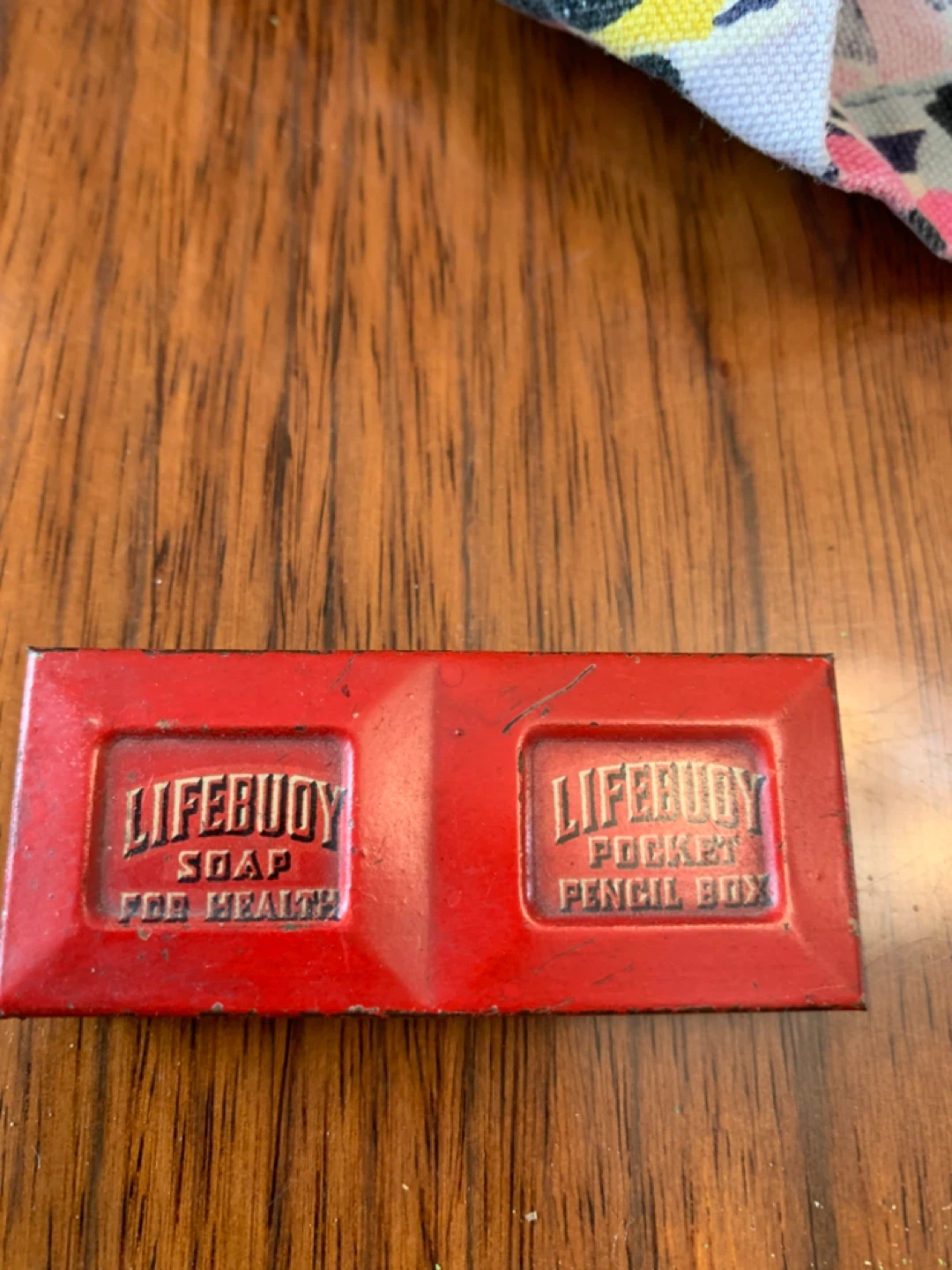 Vintage red Pencil Box Tin - photo 2