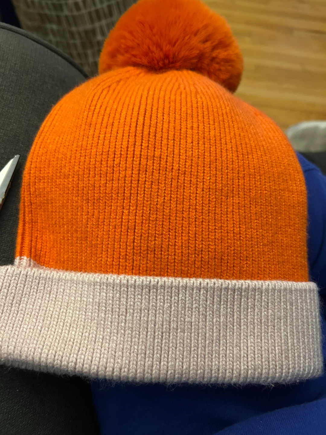 Norla Canada Orange & Pink Pom Pom Knit Toque - photo 4