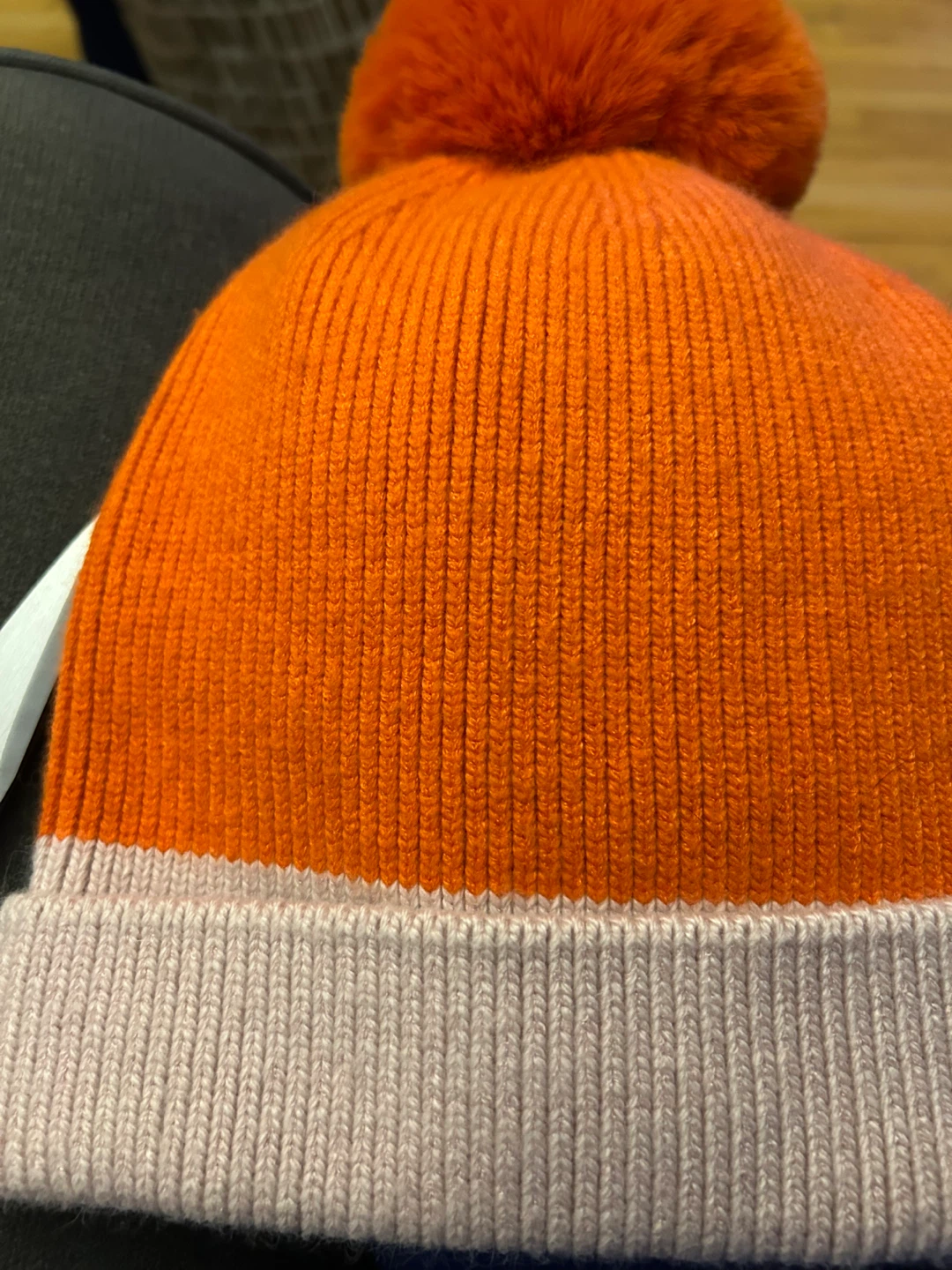 Norla Canada Orange & Pink Pom Pom Knit Toque - photo 3
