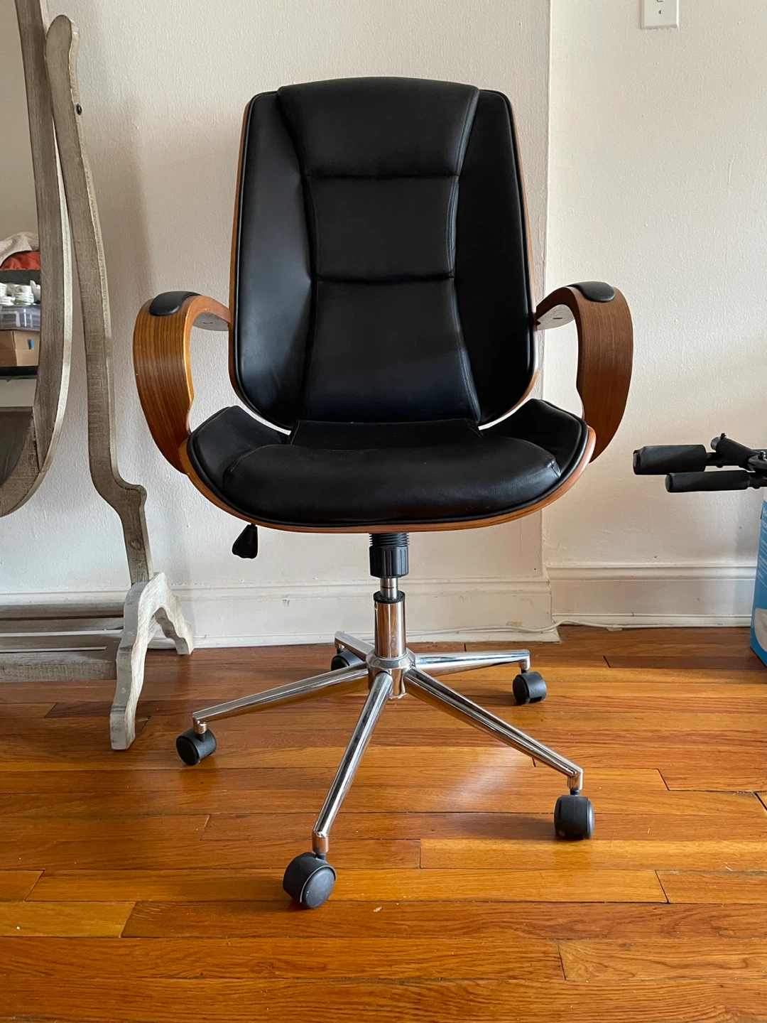 Black Swivel Desk Chair with adjustable height - photo 2