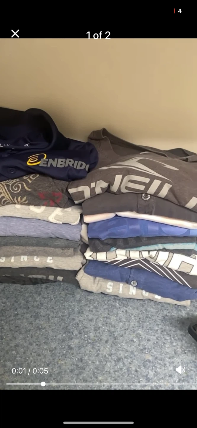 Bundle of Men's 21 T-shirts