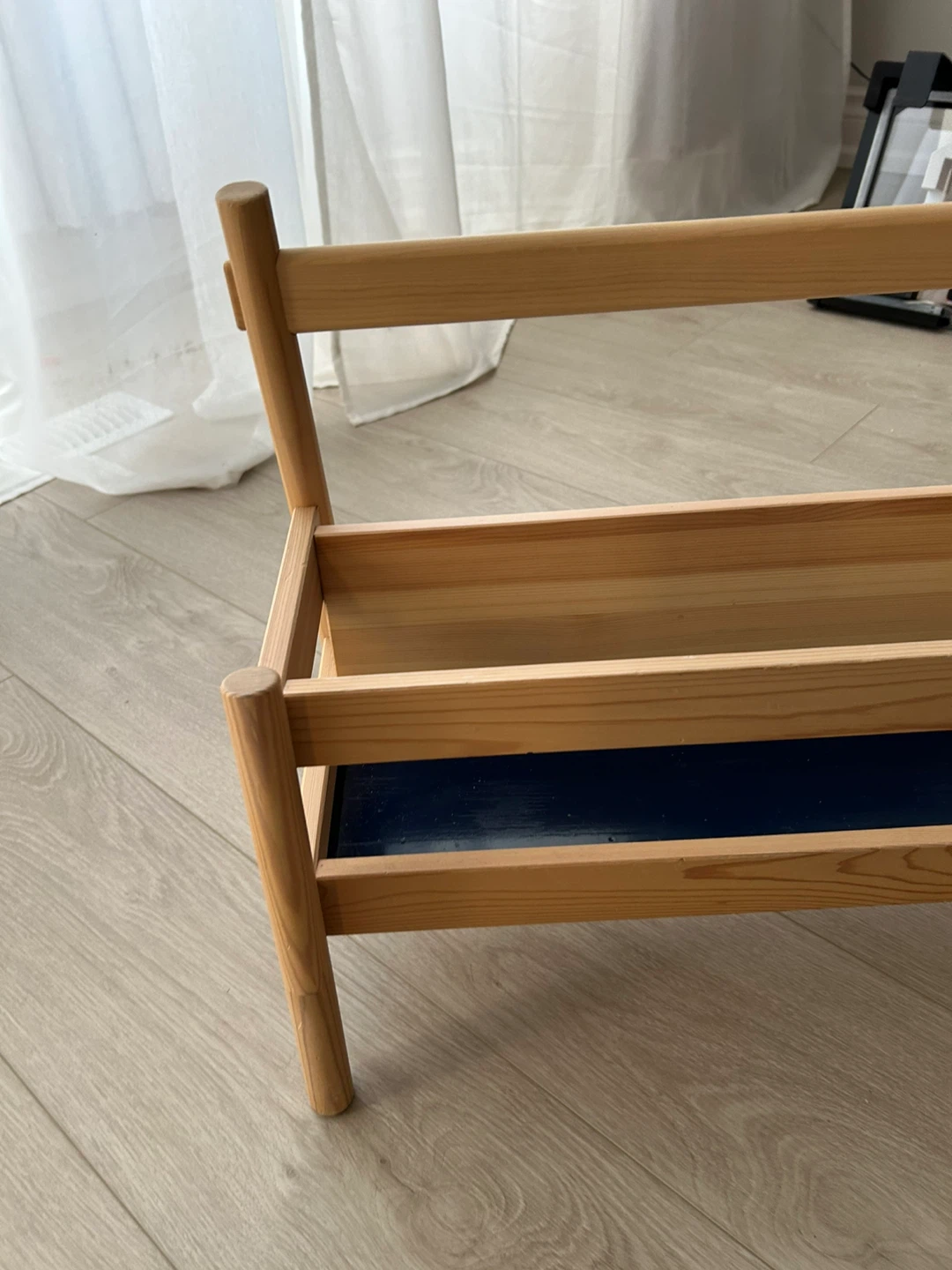 Wooden ikea kid bookshelf rack - photo 3