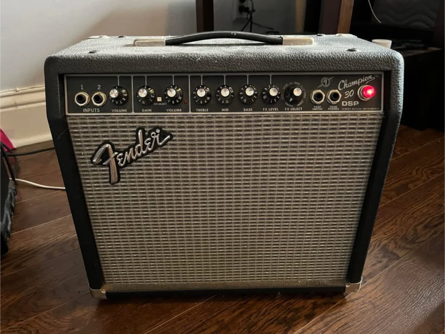 Fender Champion 30 DSP 30-Watt Multi-Effects Amplifier
