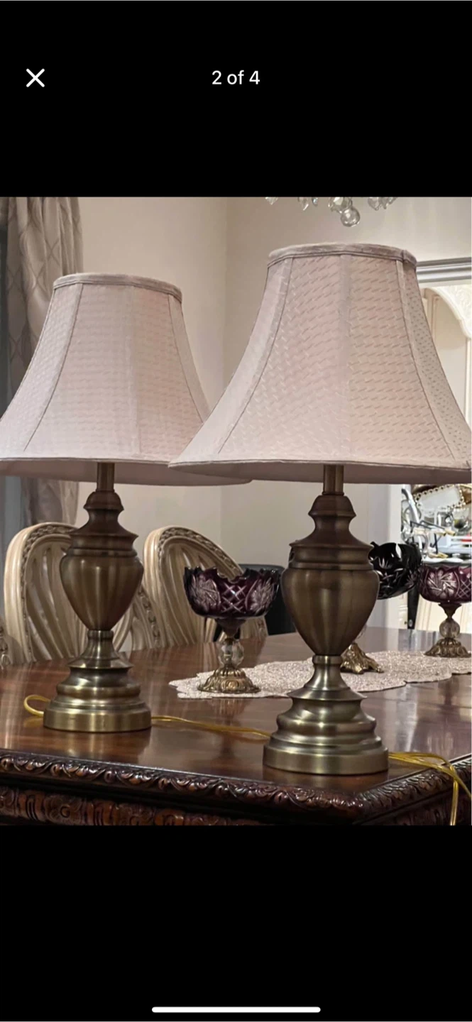 Pair of Traditional Table Lamps