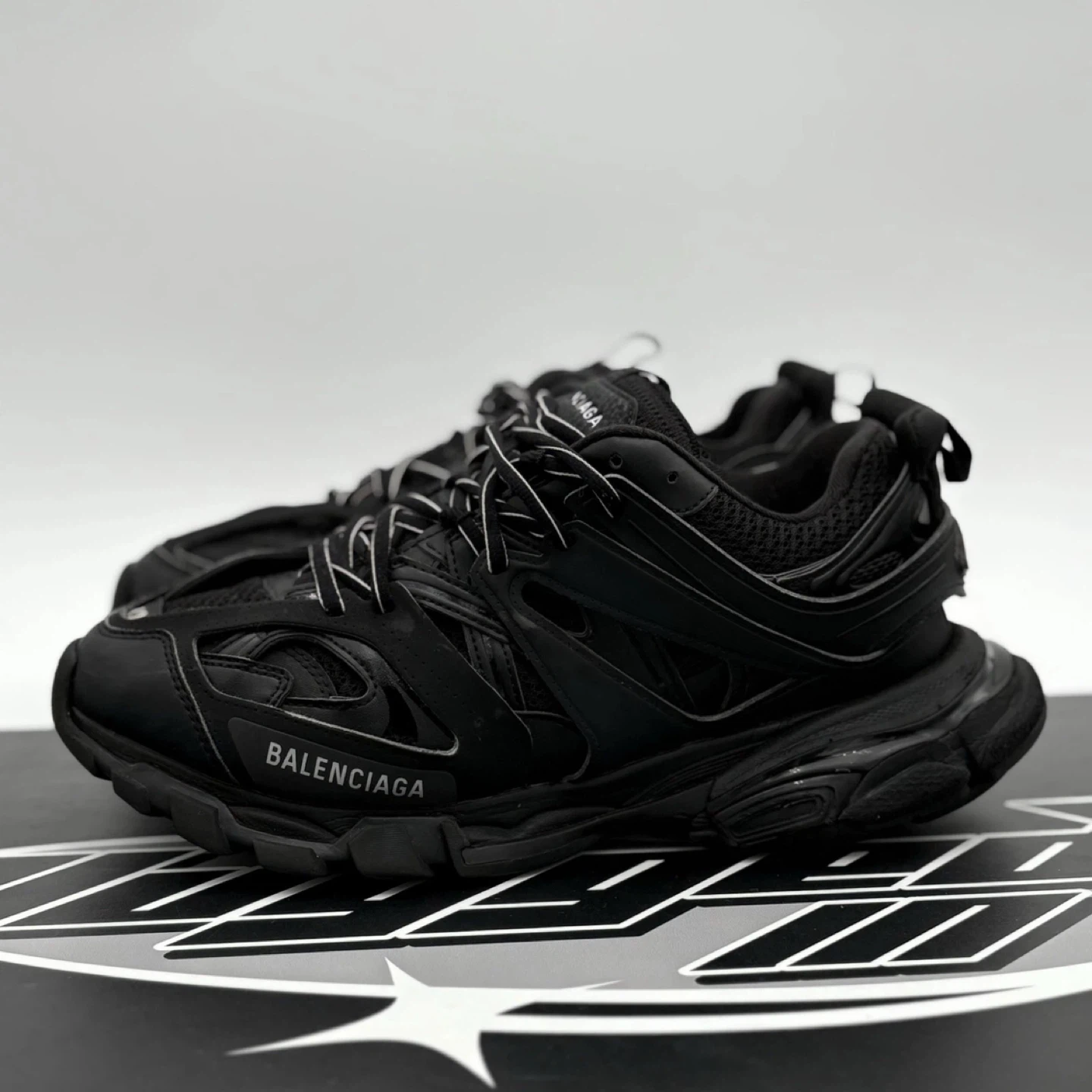 Balenciaga Track led
