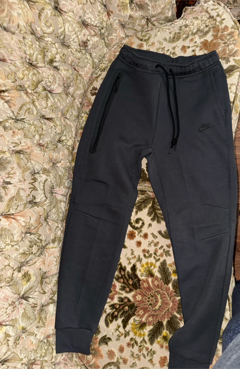 Nike Tech Fleece Jogger Pants - photo 2