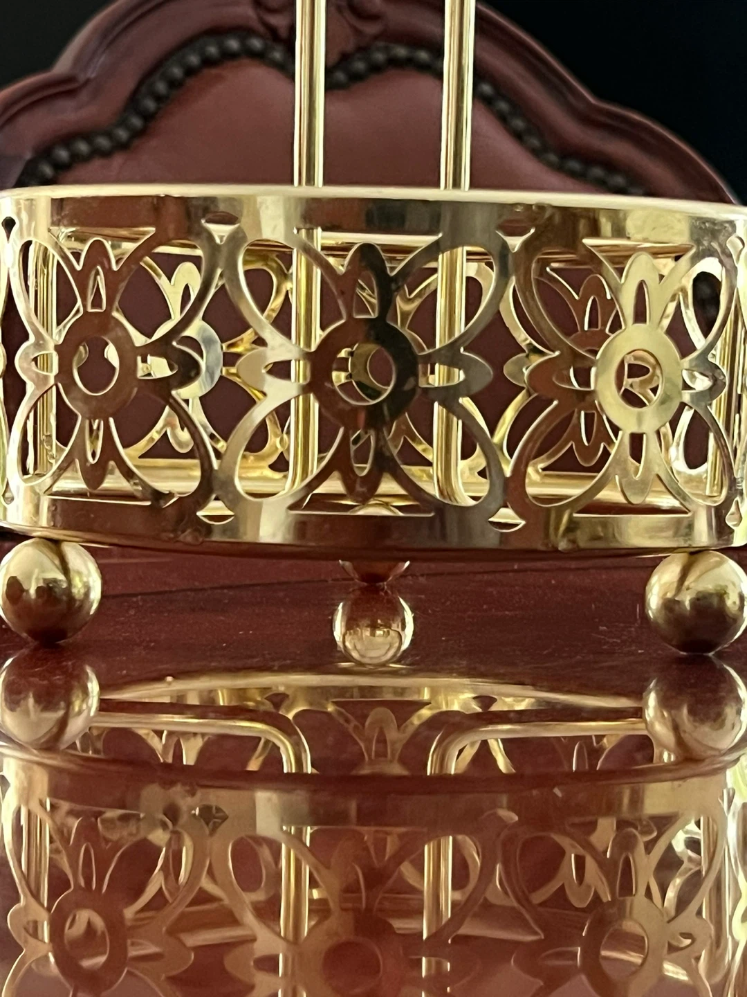 Gold Floral Napkin Holder - photo 3