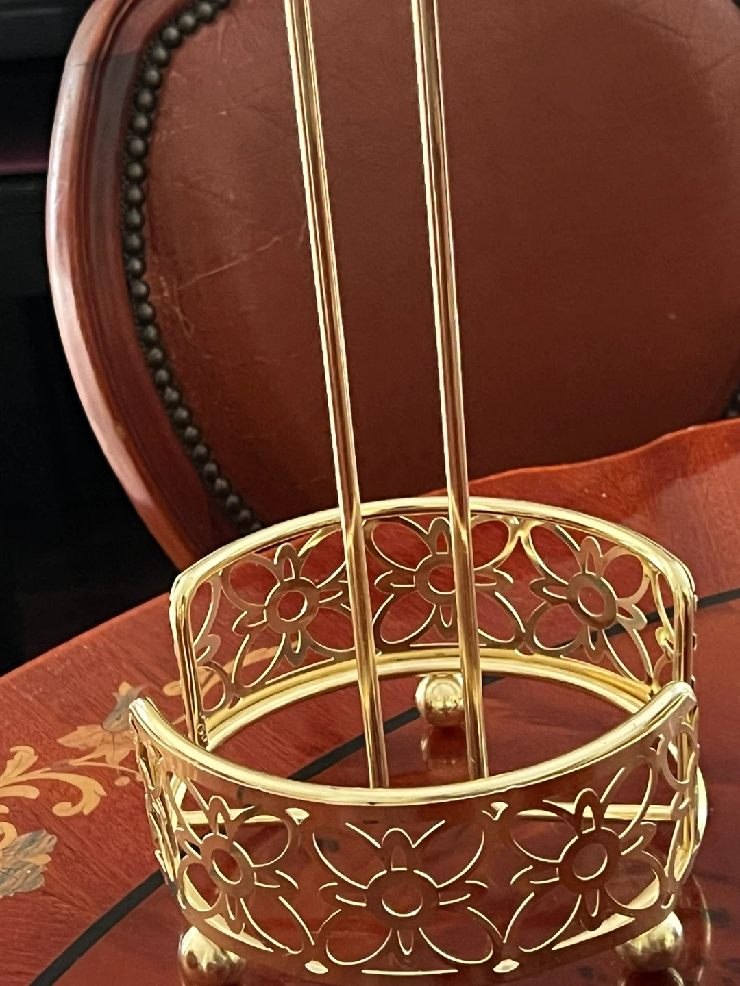 Gold Floral Napkin Holder - photo 2