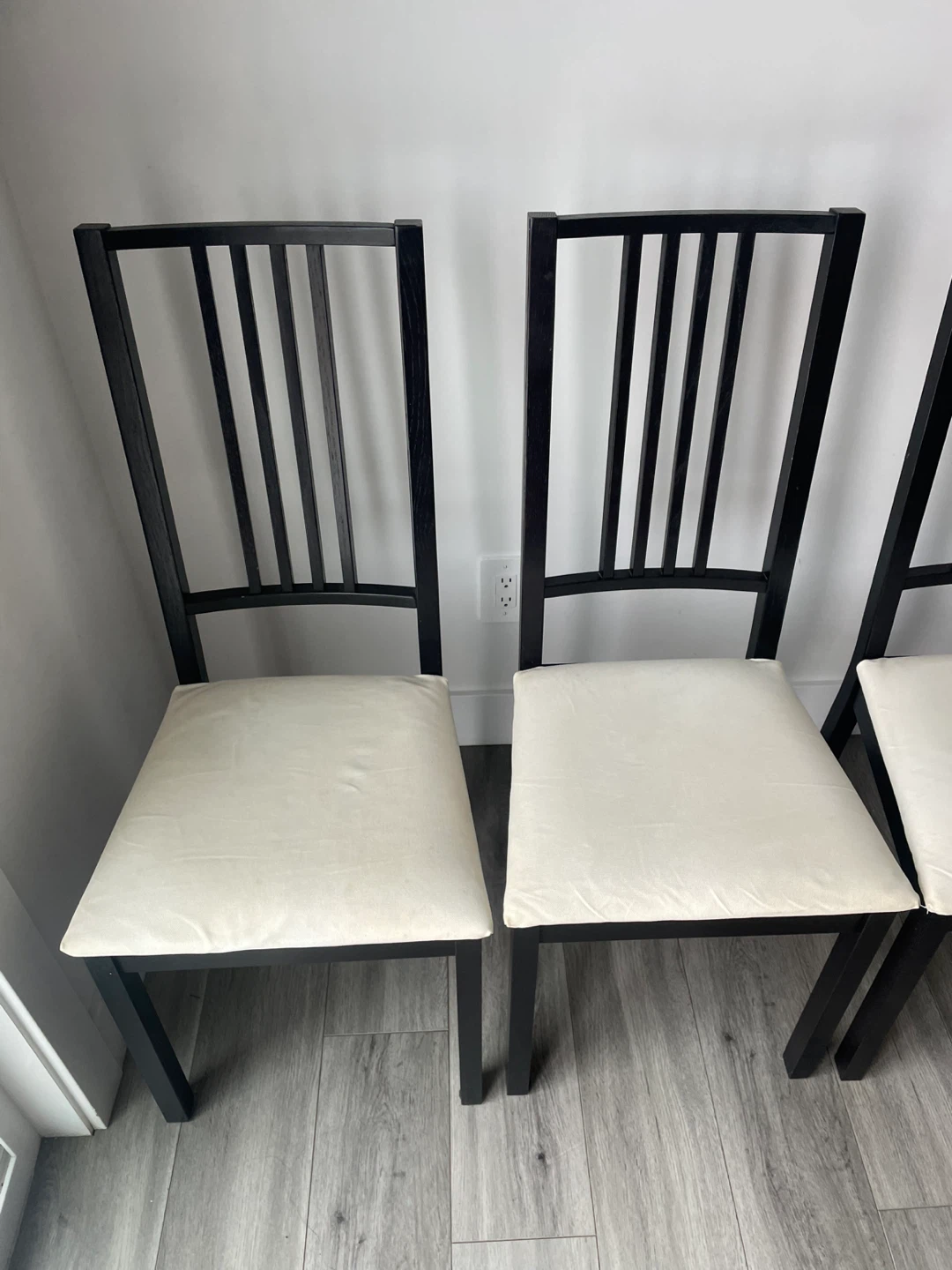 4 Dining Chairs - photo 3