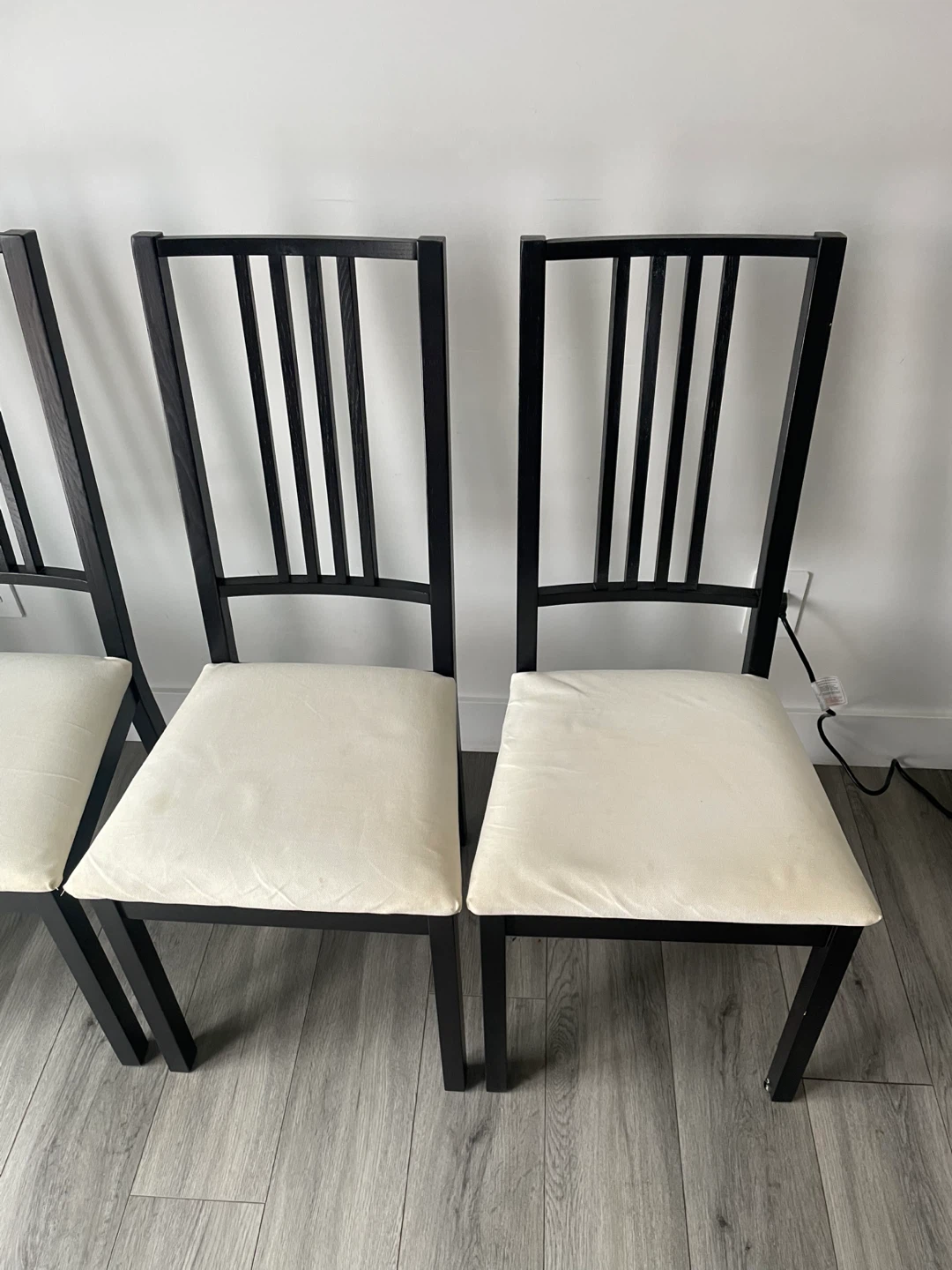 4 Dining Chairs - photo 2