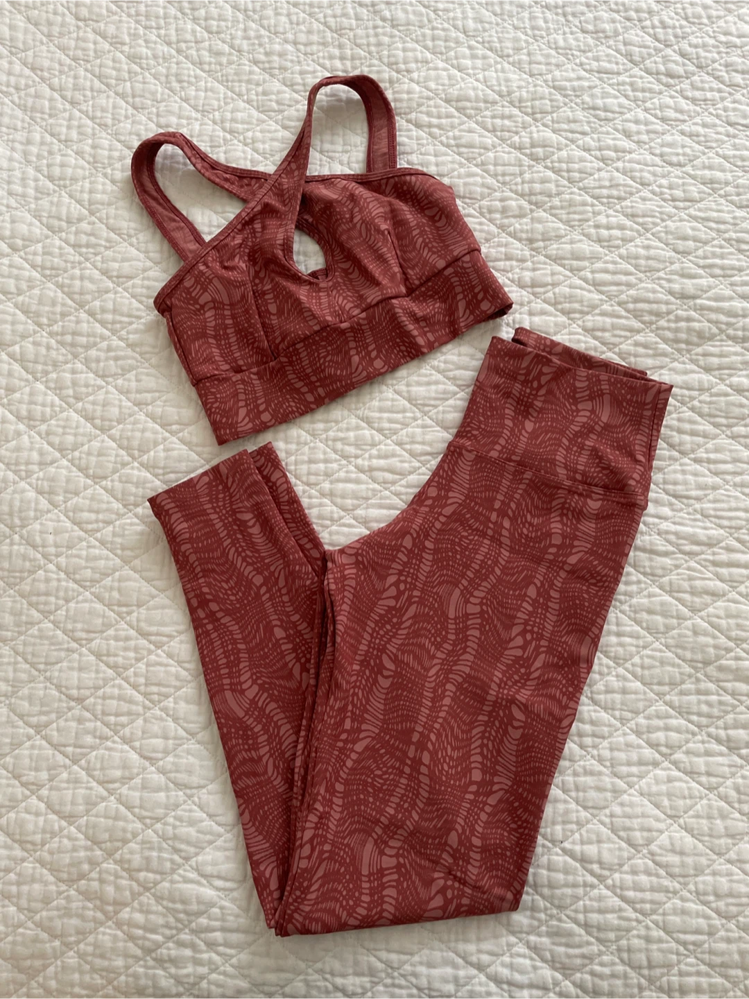 New Yoga/Athletic Set - Bra & Leggings
