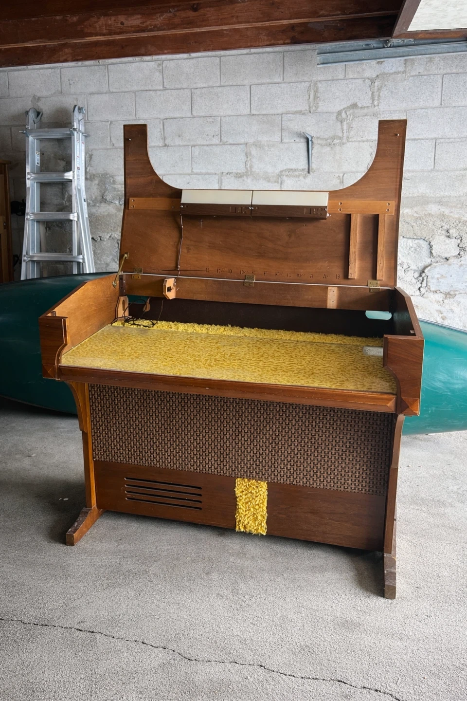 Vintage MCM Wooden Organ Table - photo 2