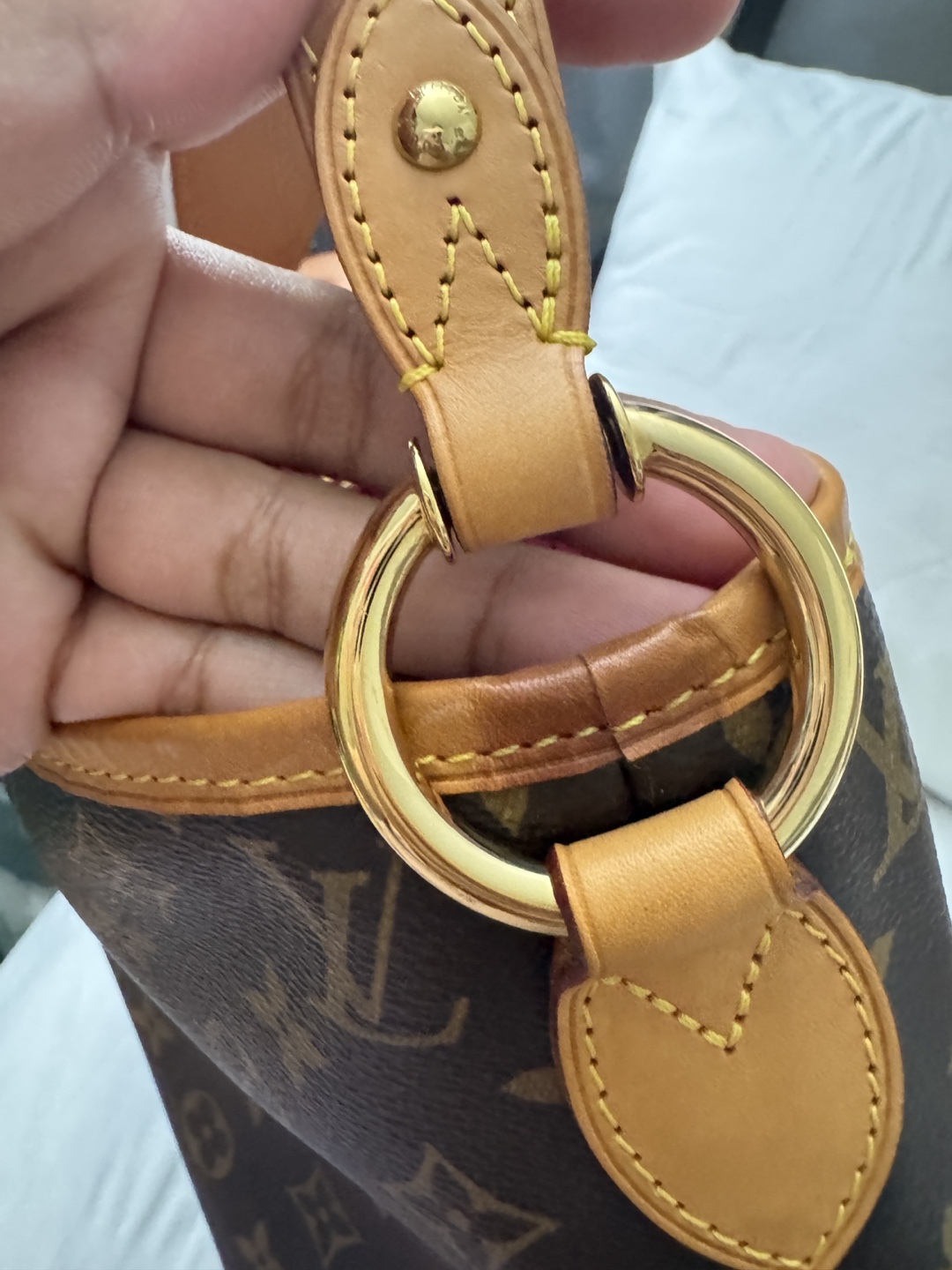 Louis Vuitton Monogram Shoulder Bag - photo 3