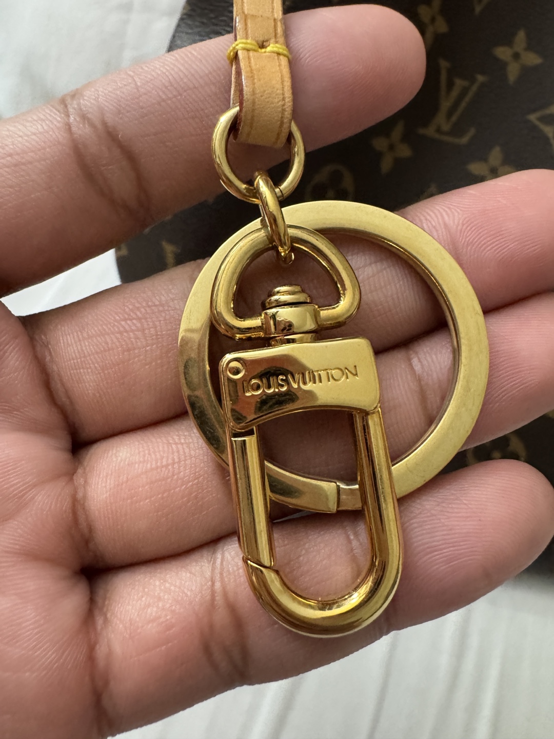 Louis Vuitton Monogram Shoulder Bag - photo 2