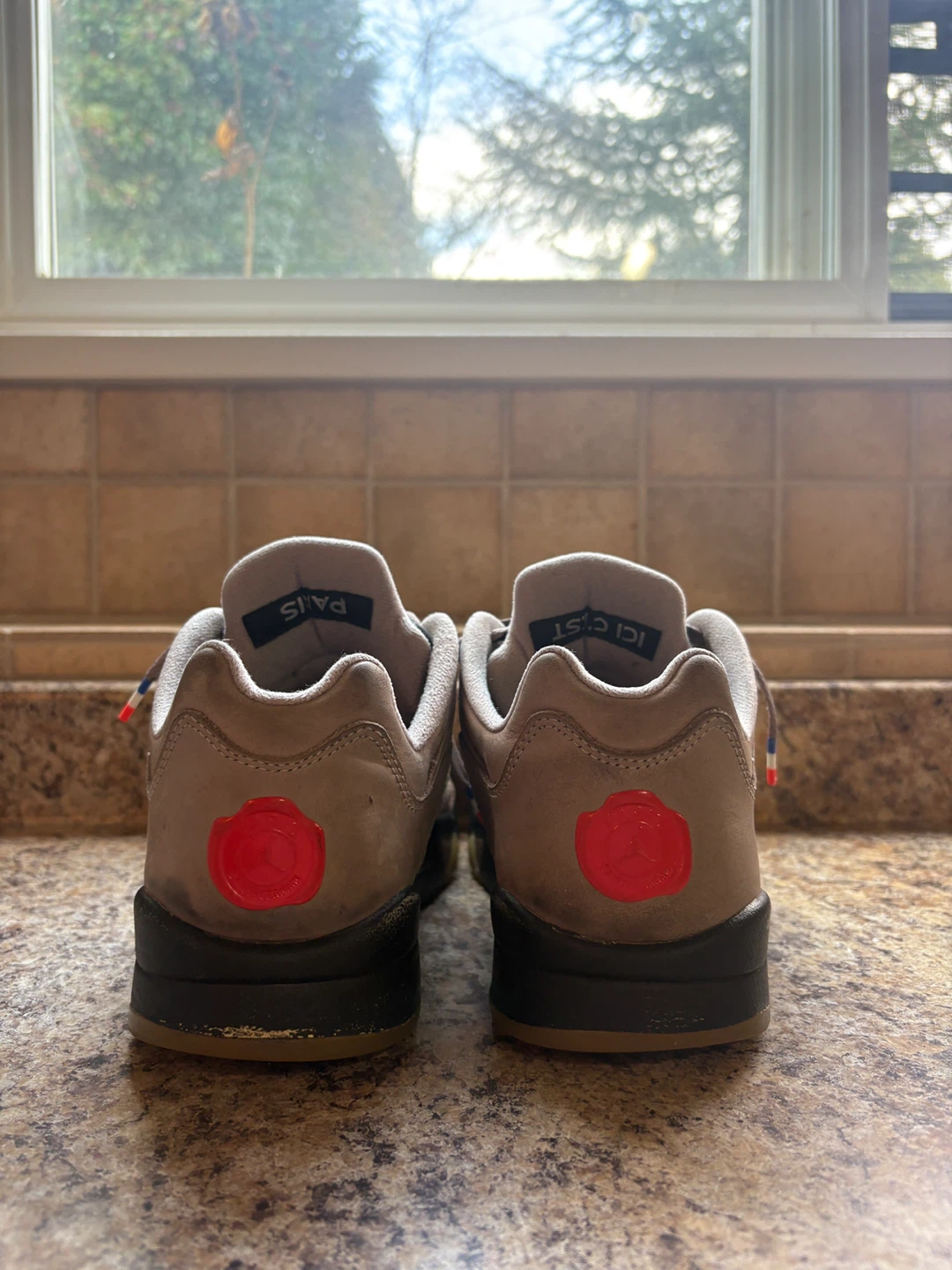 Air Jordan 5 PSG "Paris Saint-Germain" - photo 2