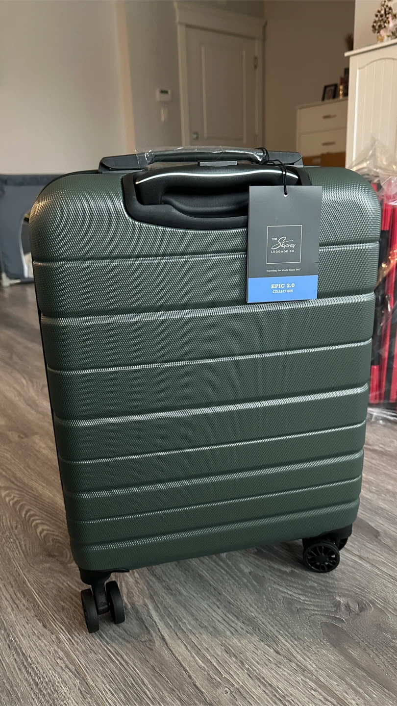 Skyway Luggage EPIC 2.0 Carry-On Suitcase - Dark Green - photo 2