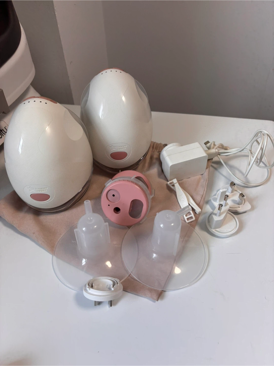 Tommee Tippee Wearable Electric Breast Pumps - photo 2