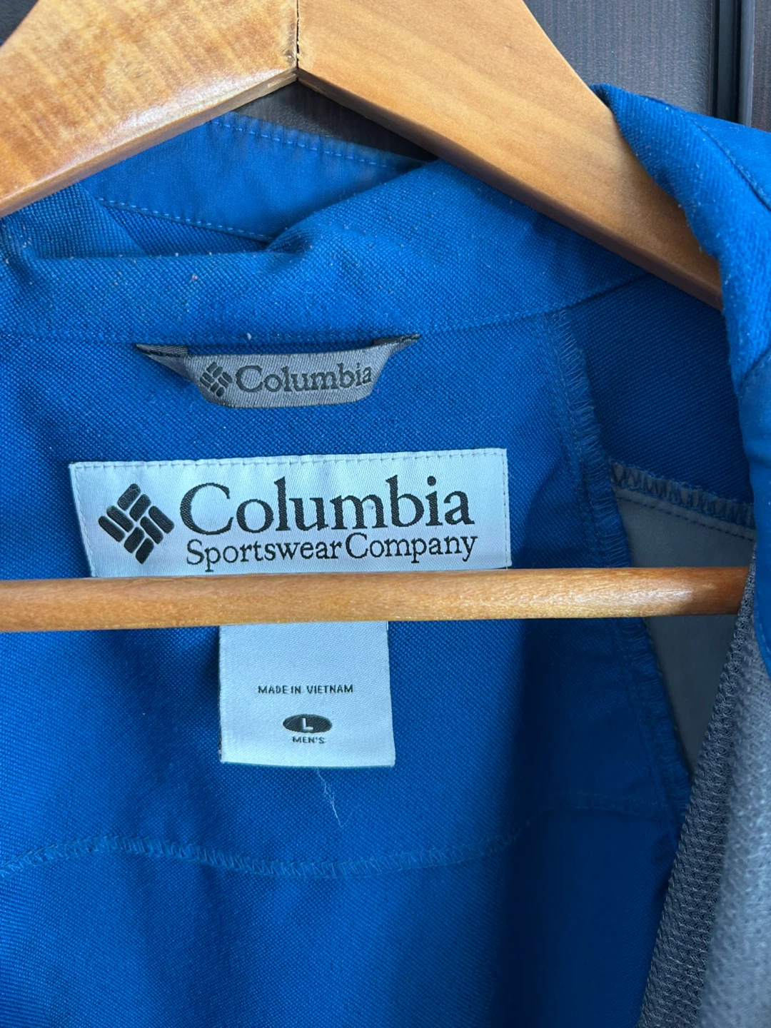 Columbia Men's Blue Jacket - Size Large