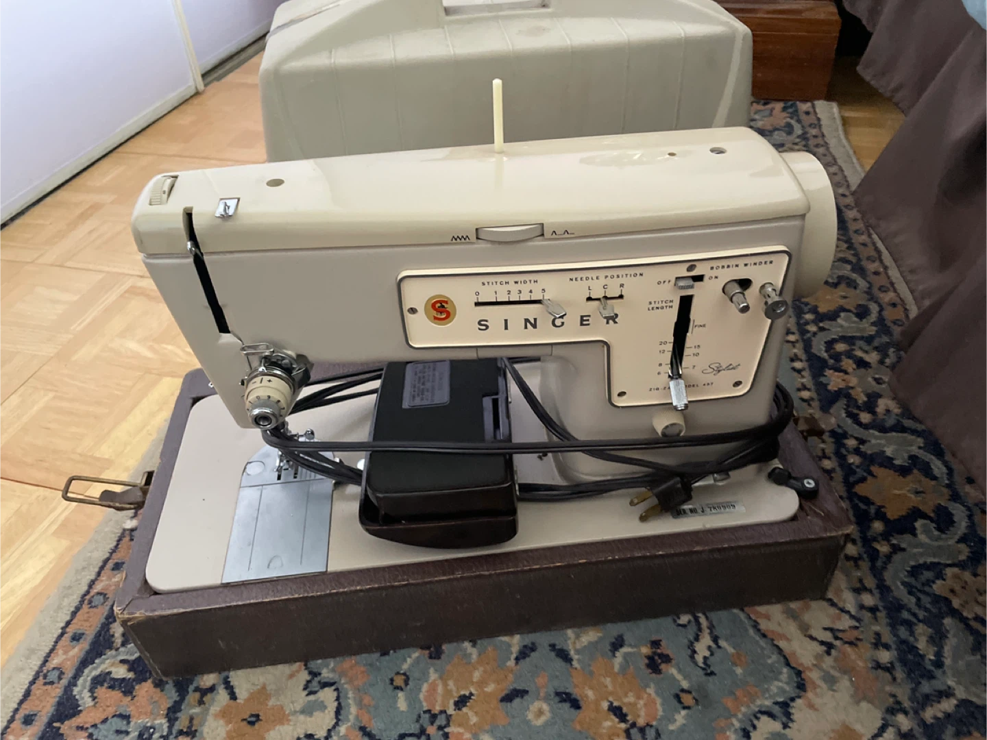 Singer Style-Sew 210-247 Sewing Machine