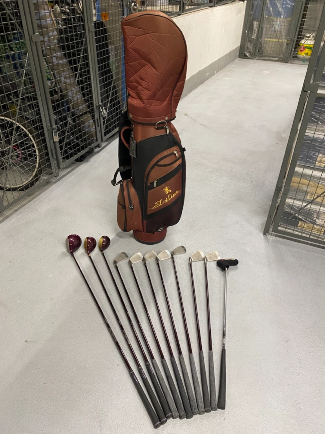Slotline Golf Club Set with Bag