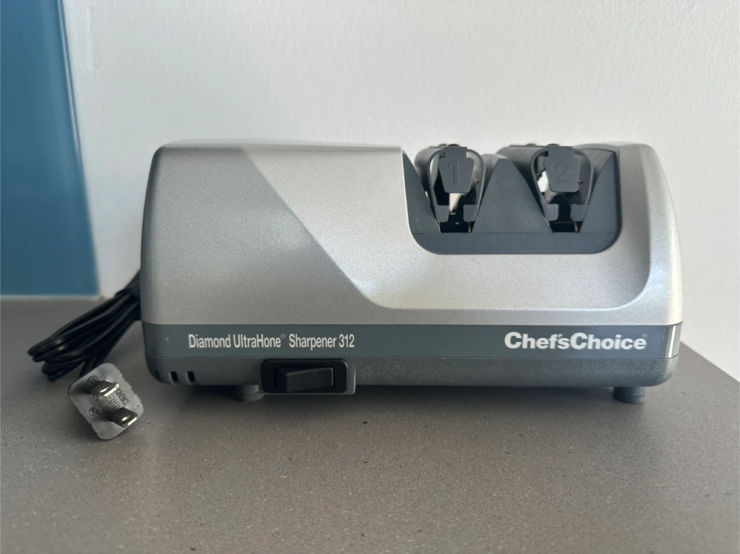 Chef's Choice Knife Sharpener - photo 4