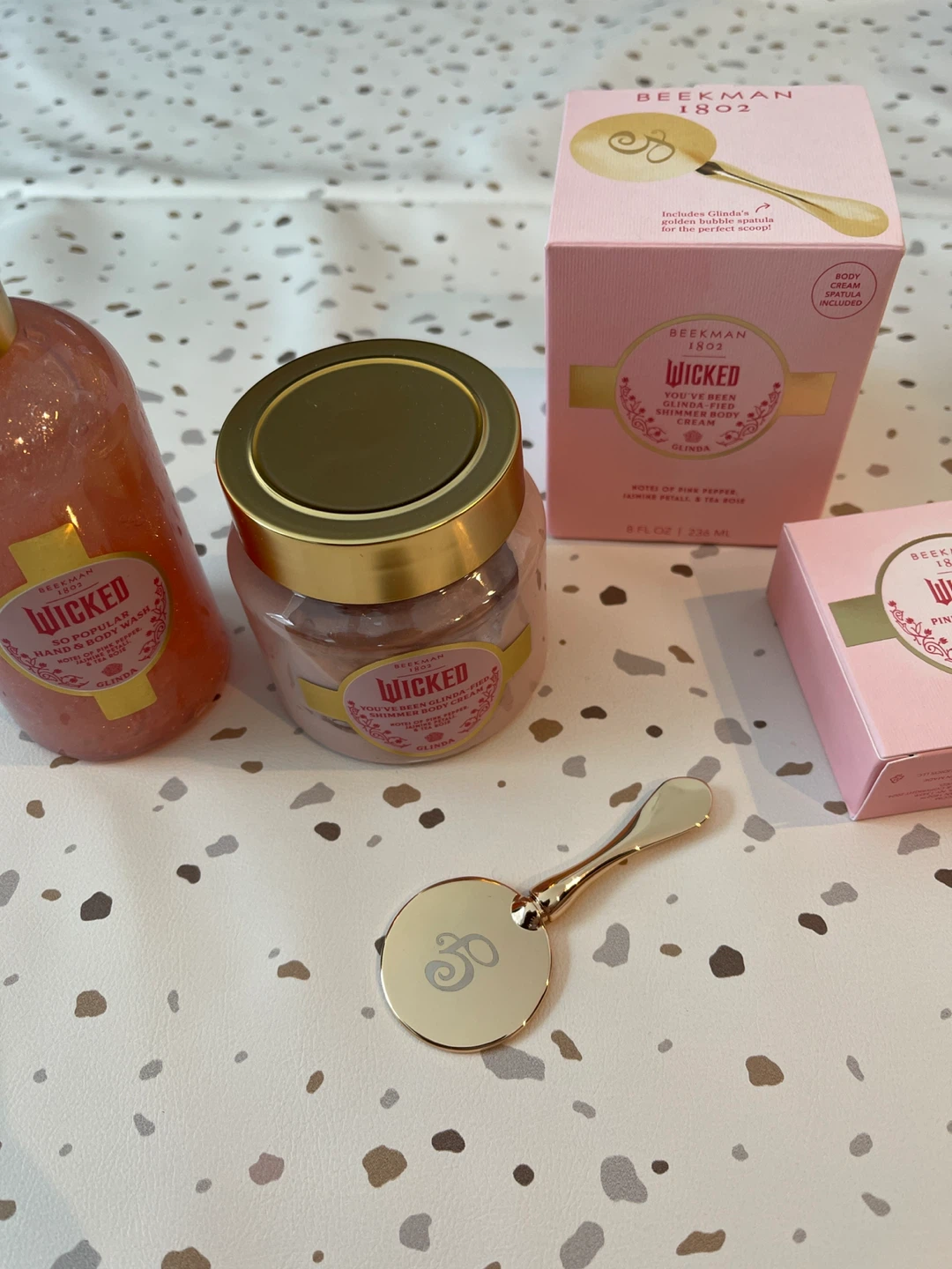 Beekman 1802 Wicked Oylinda Bath & Body Set - photo 2