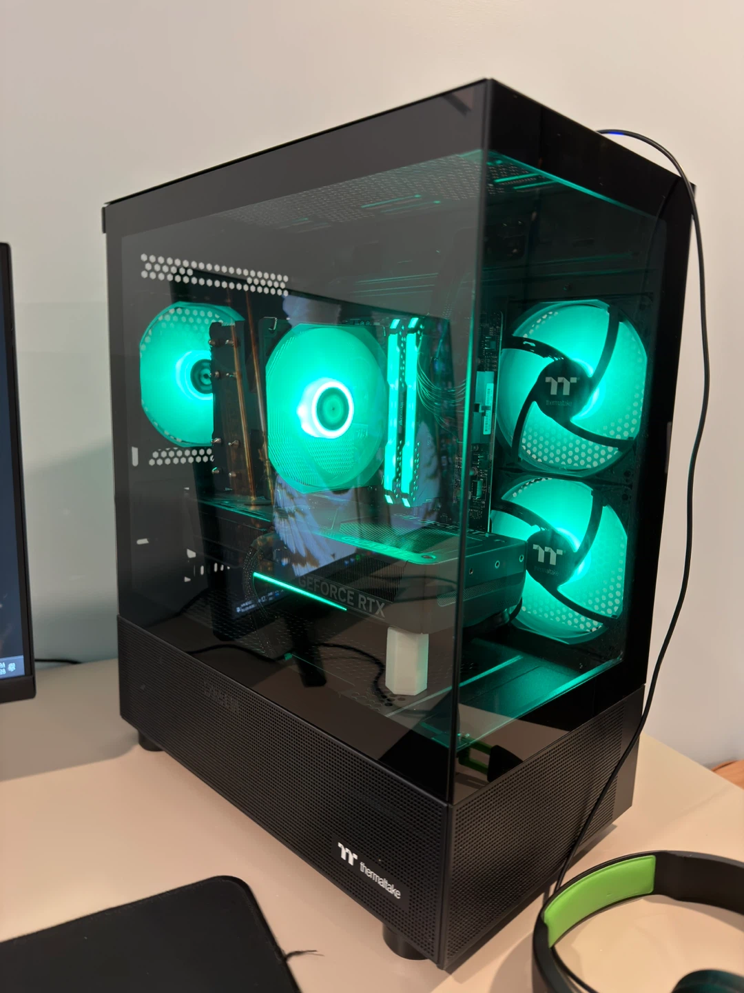 RTX 5070 Gaming Setup - photo 3