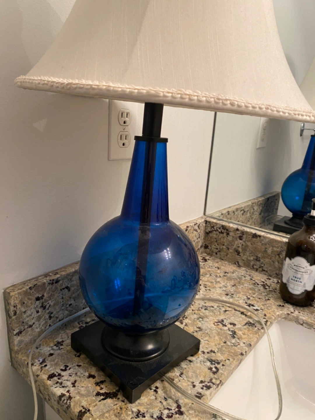 Blue 💙 Plastic Table Lamp with Cream Shade - photo 2