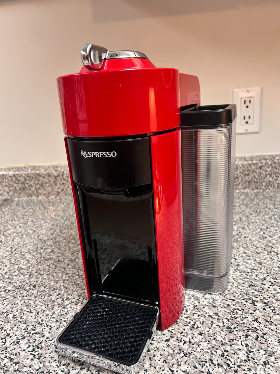 Red Nespresso Vertuo Coffee Machine - photo 5