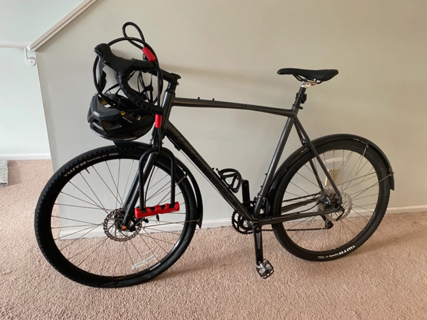 Brodie Revel Bike (helmet + lock not included)