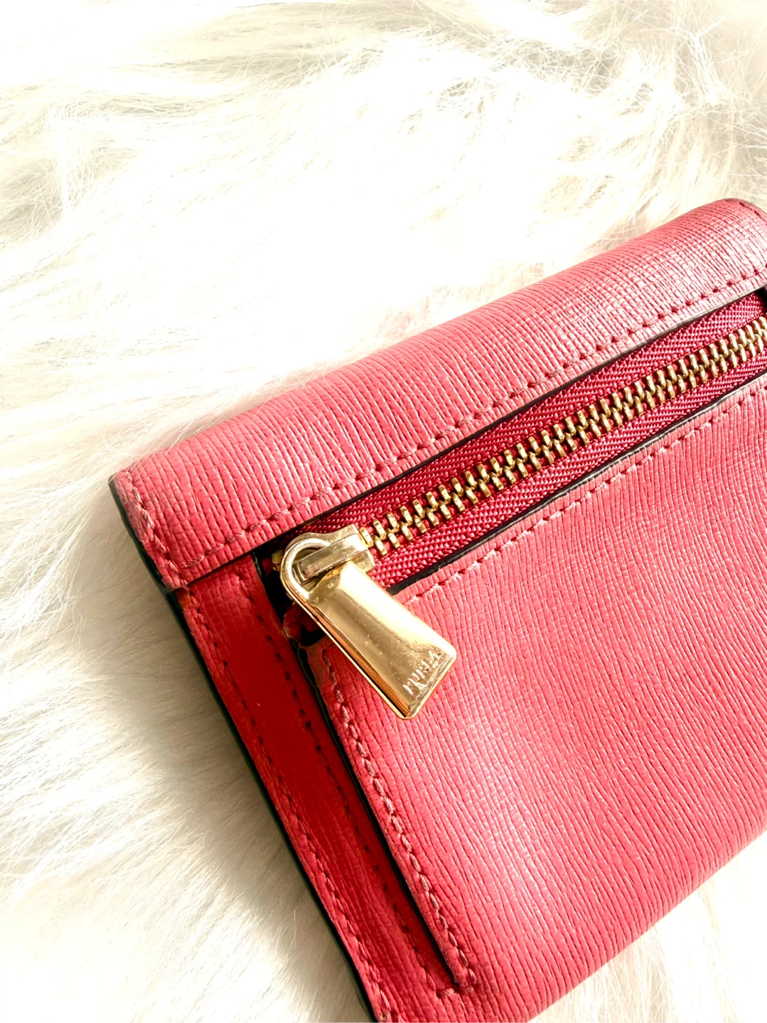 Furla Pink Leather Bi-Fold Wallet - photo 5