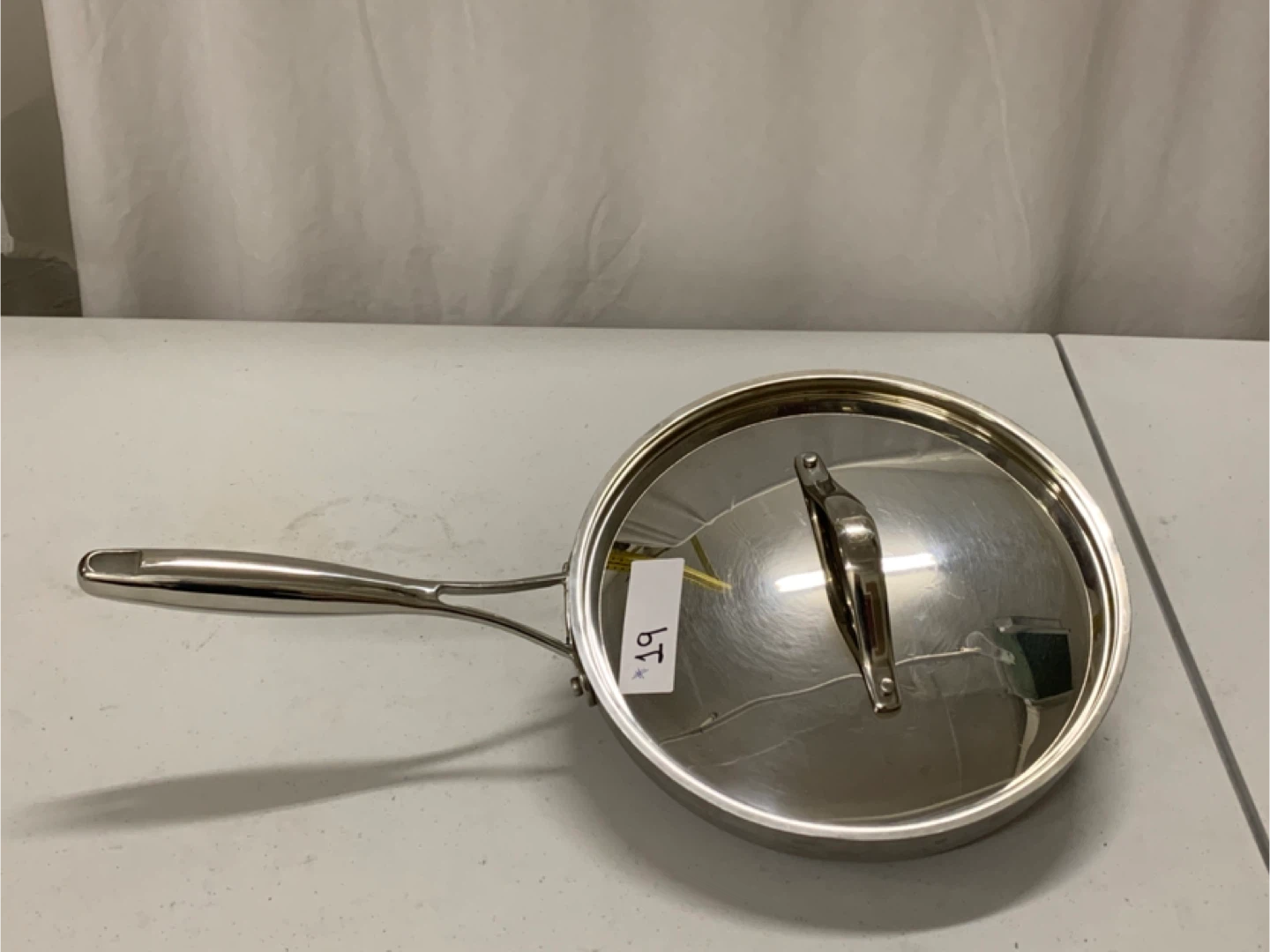 Premium Stainless Steel Skillet / Frying Pan with Lid 24CM