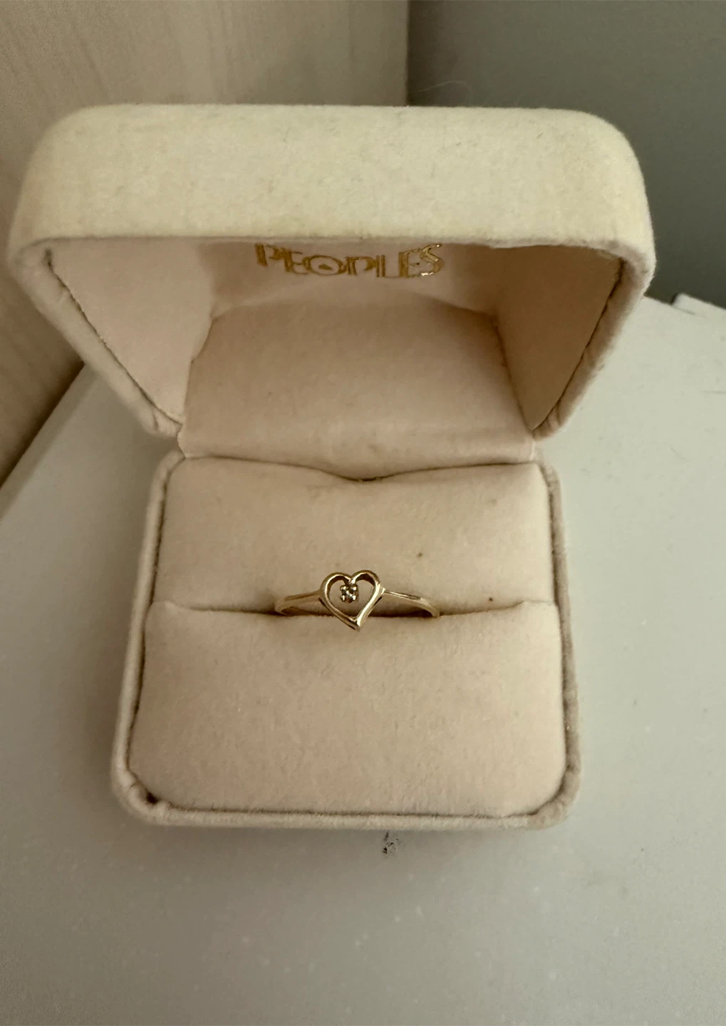 Genuine 10K Gold Heart Ring size 8 - photo 4