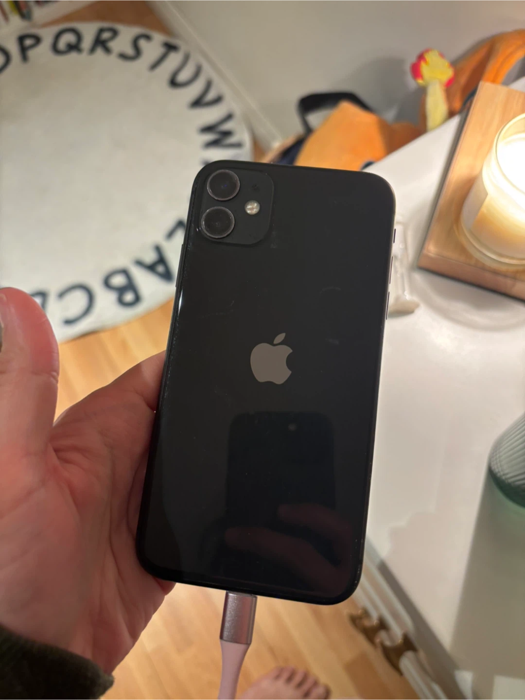 I phone 11 good working condition 64g - photo 2