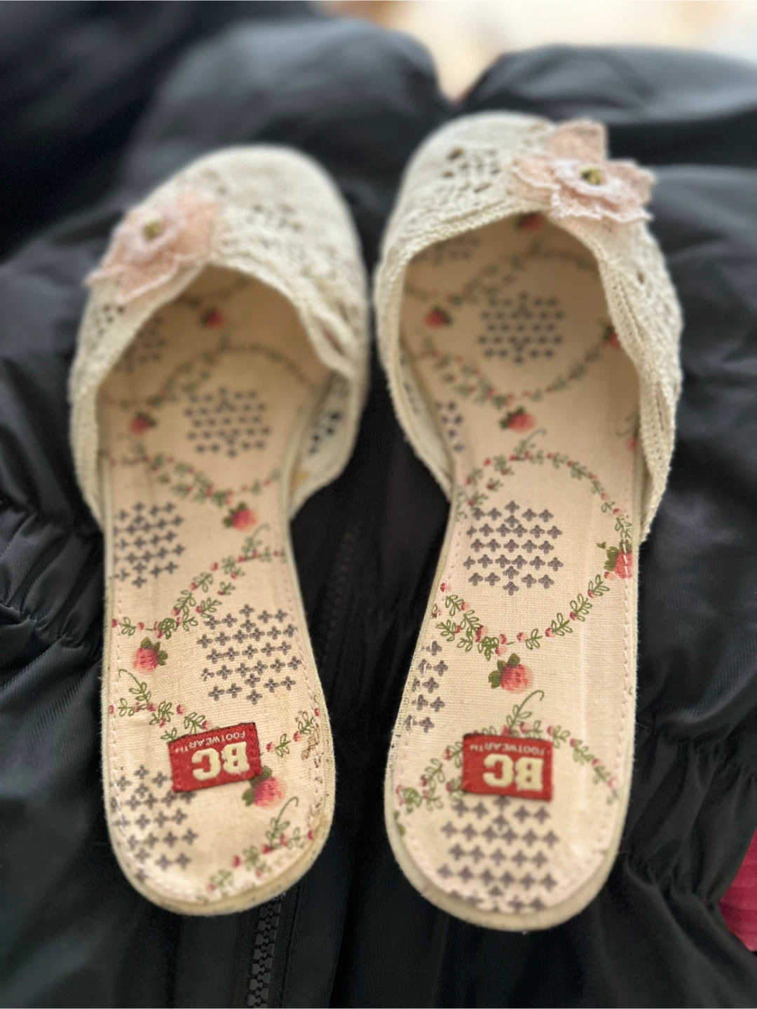 BC Footwear Women's Cream Lace Slippers - photo 2