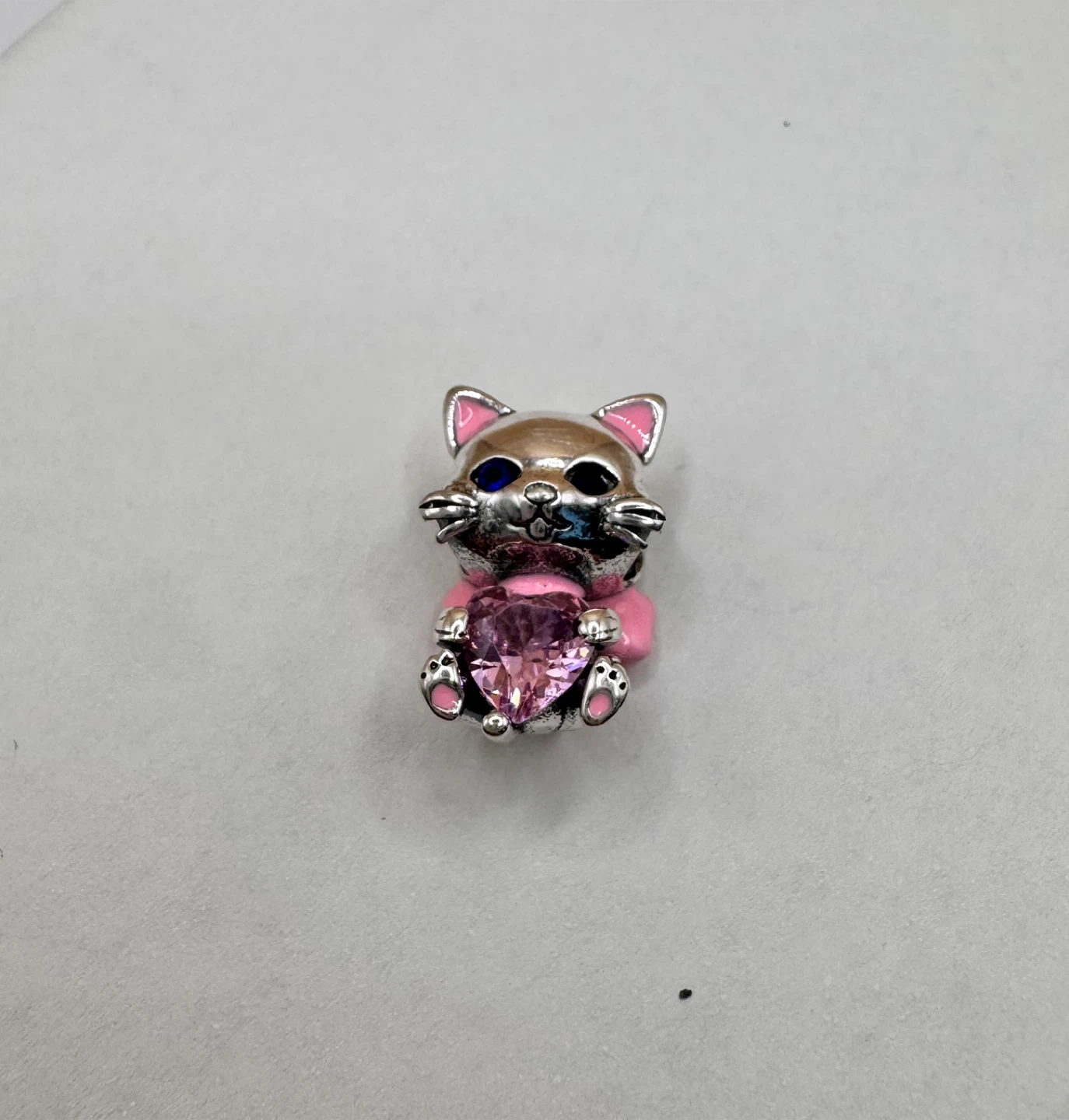 Sterling Silver 935 Cat Charm with Pink Heart and Bow - photo 3