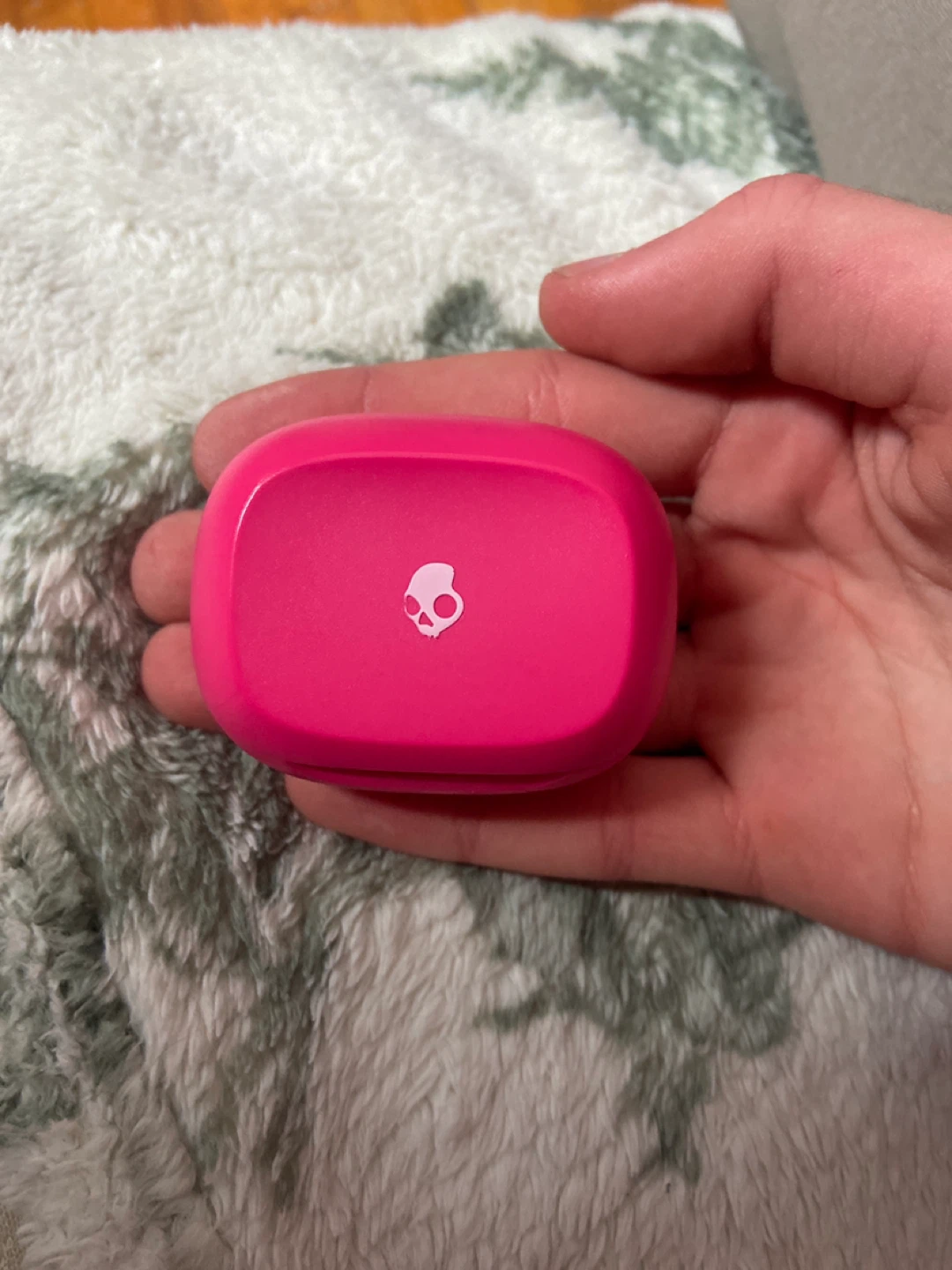 Skullcandy Pink Smokin budz headphones