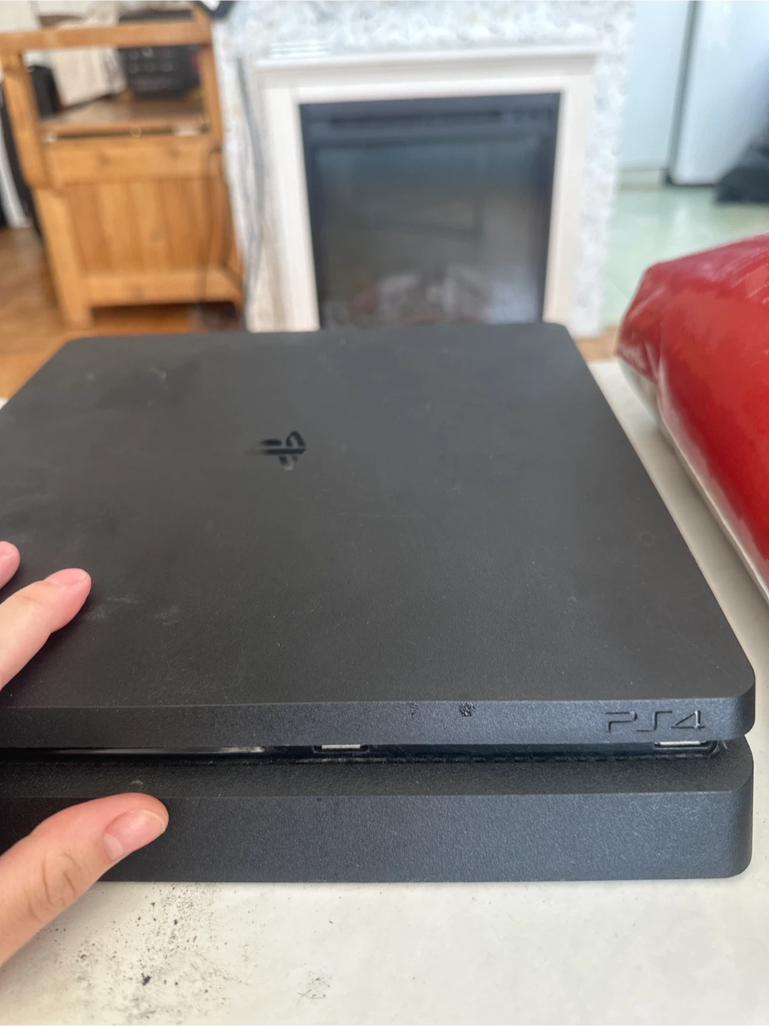 PlayStation 4 Slim