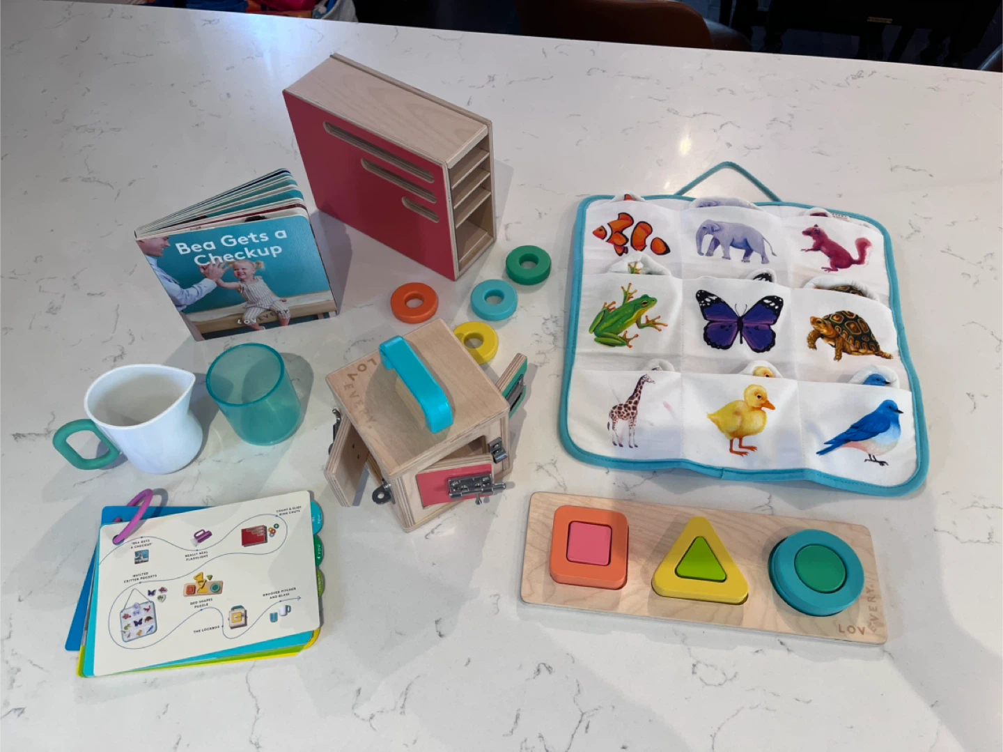 Lovevery Toy Kit ‘The Realist’ for 19, 20, 21 months Montessori