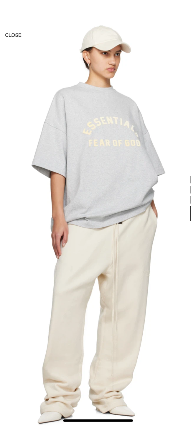 (Retail $125)New Fear of God Essentials Grey T-Shirt - photo 2