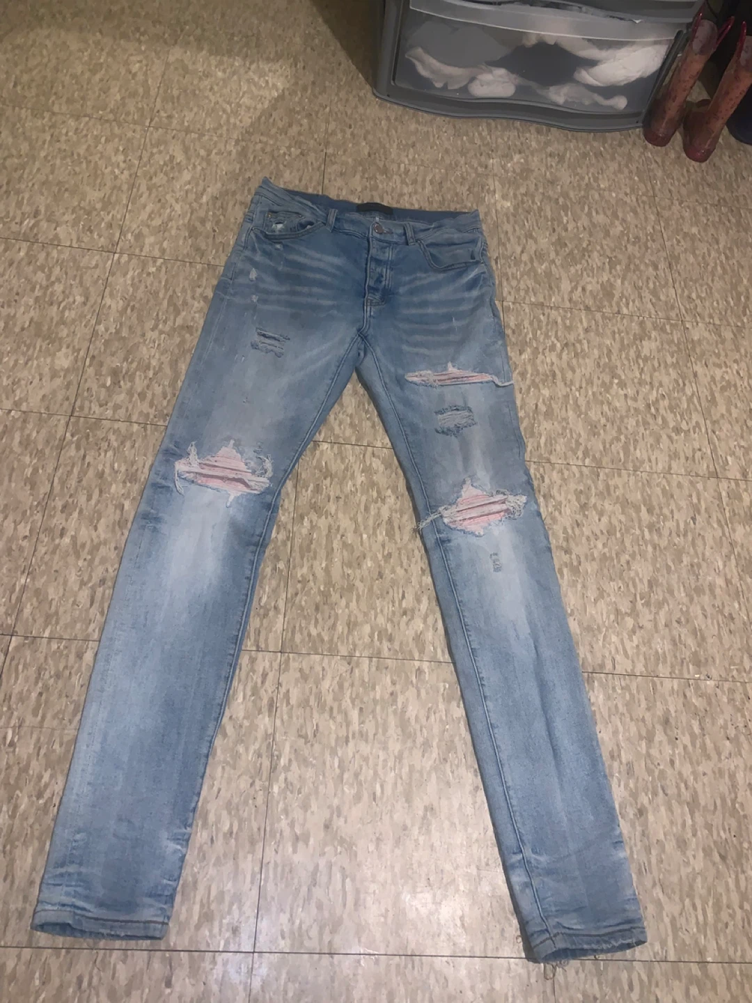 AMIRI Men's Light Wash Distressed Jeans