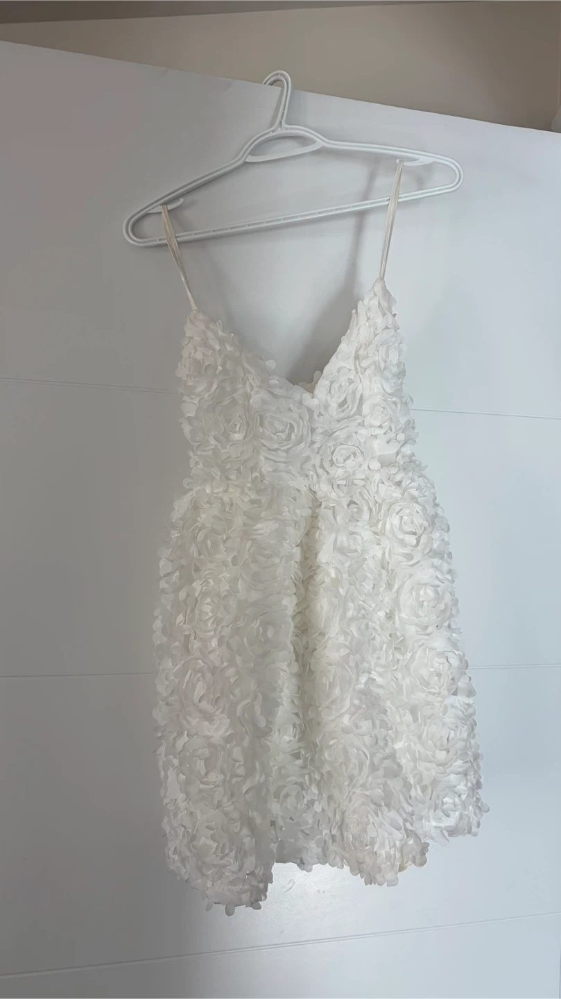 HELLO MOLLY Petalled Moment Mini Dress White - photo 2