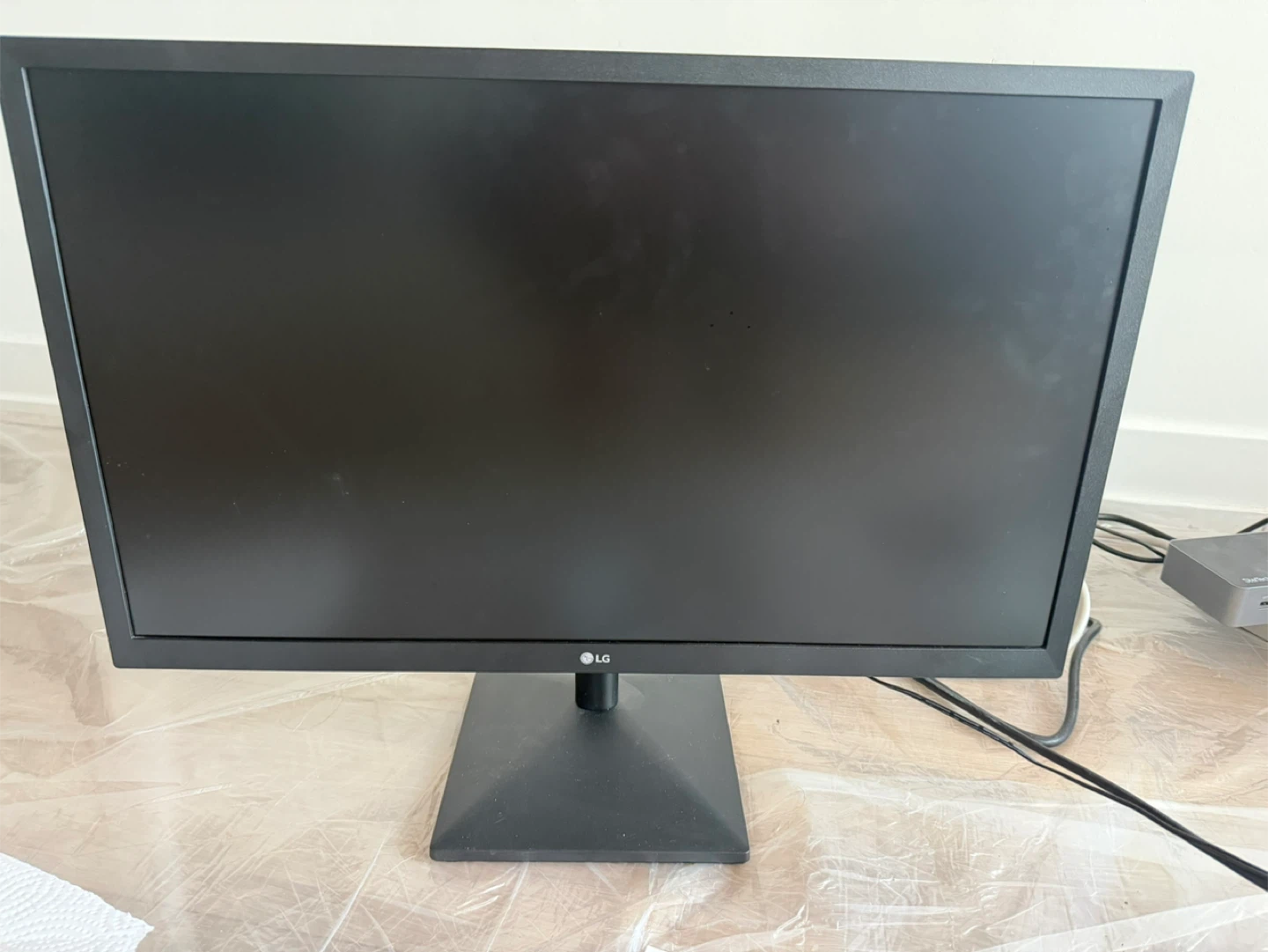 LG Monitor- 24 inch