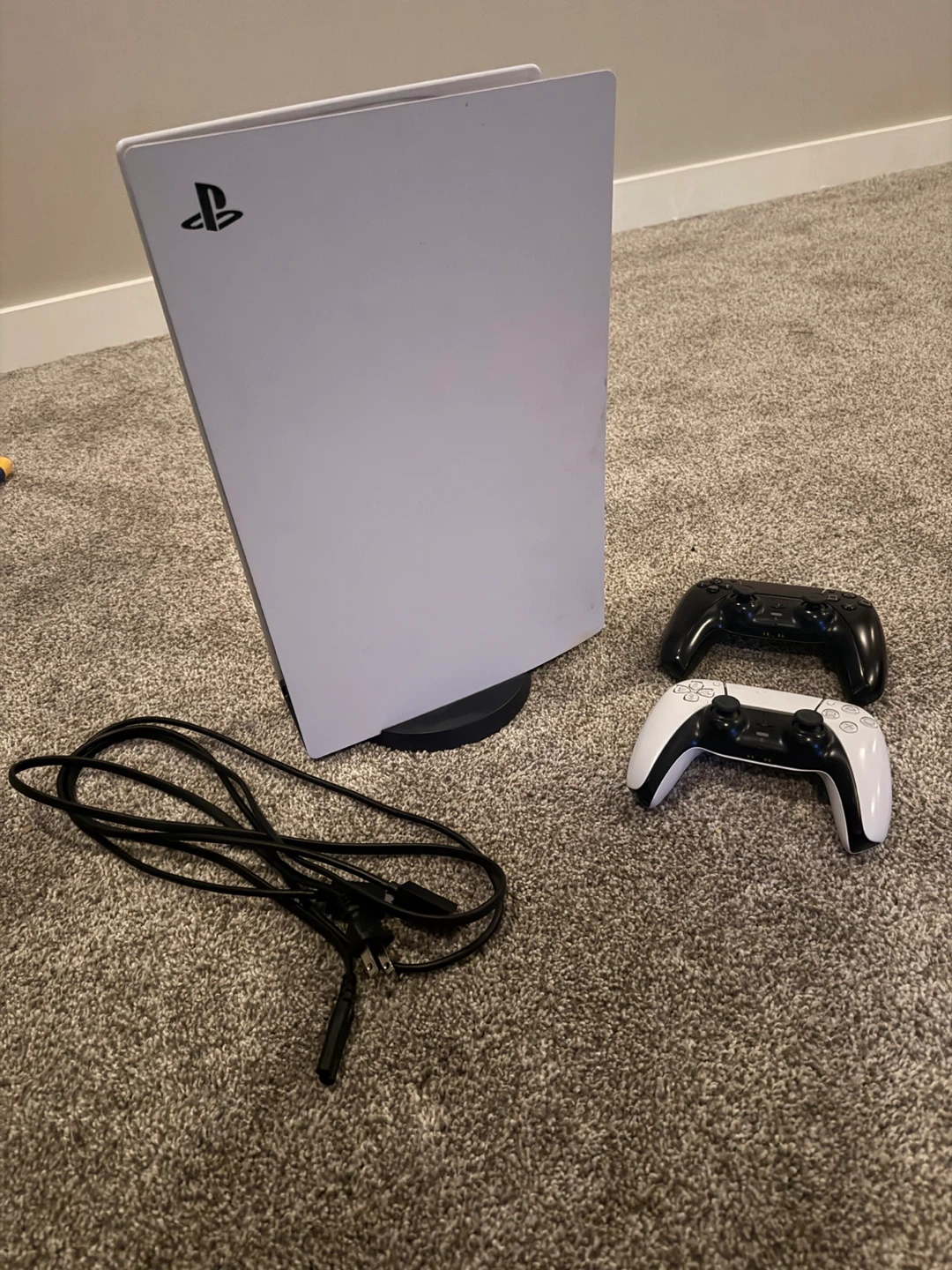 Ps5 Digital 1TB + 2 Controllers