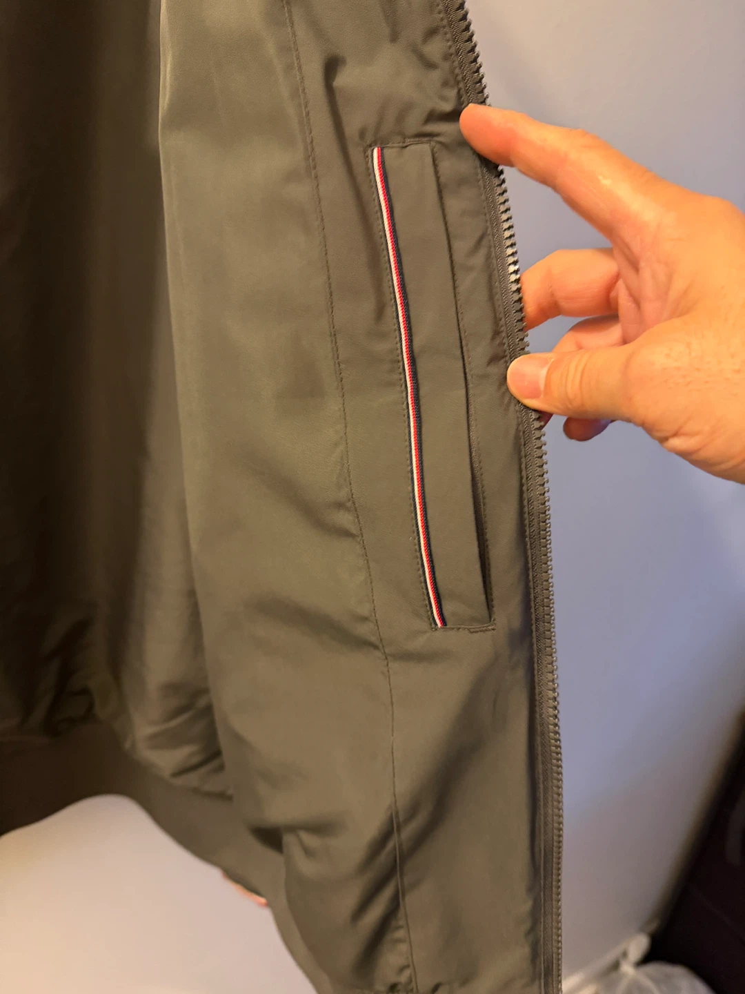 Tommy Hilfiger Bomber Jacket - Large - photo 3