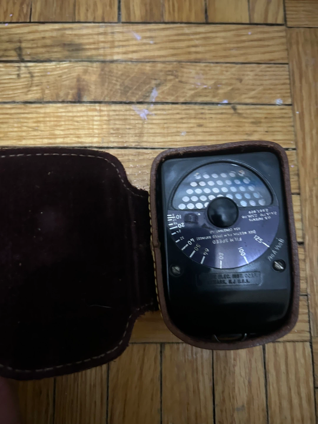 Weston Master IV Exposure Meter with Case - photo 2